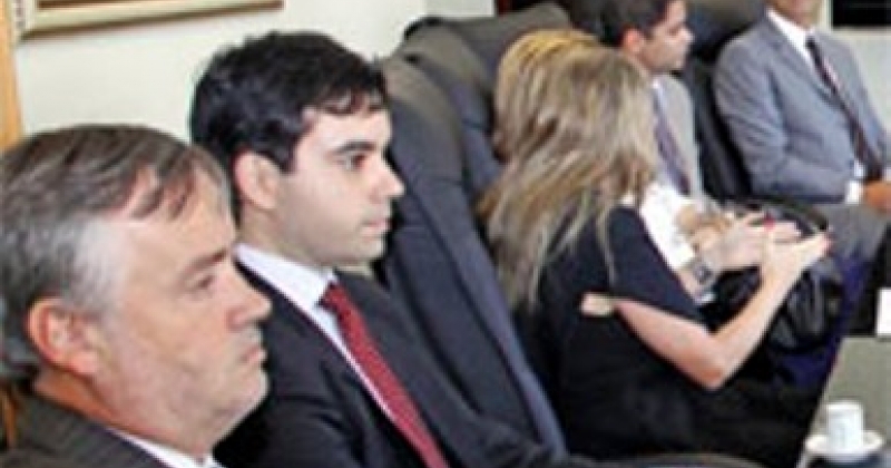OAB/RJ participa de reunião para combater desemprego na Região Serrana