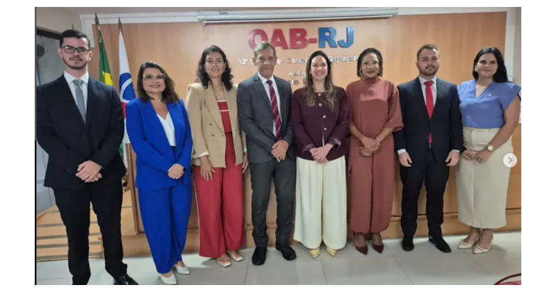 OAB Campos realiza ato de desagravo público em defesa das prerrogativas da advogada Miriam Gomes Rodrigues