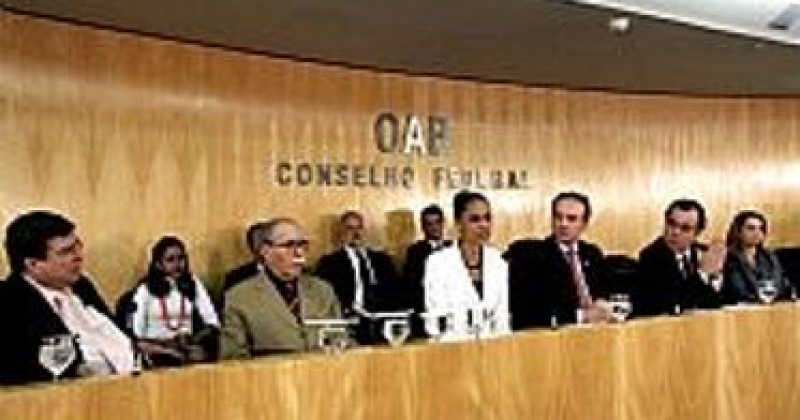 Marina defende na OAB Constituinte exclusiva para viabilizar reformas 