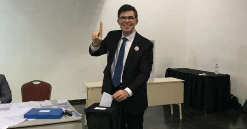 Luciano Bandeira é eleito novo presidente da OAB-RJ para os próximos três anos