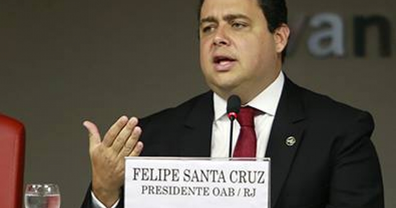 Felipe Santa Cruz se afasta da presidência da OAB/RJ