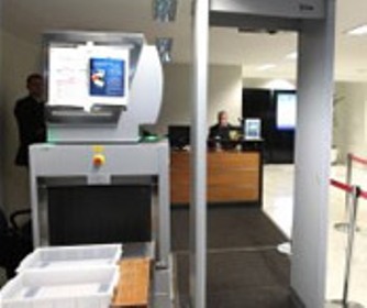 Detector de metais é obrigatório para todos