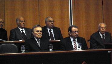OAB homenageia desembargadores de Campos