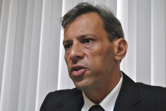 Atendimento de juiz a advogado: OAB/Campos aprova medida de Bruno Dauaire