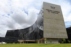 TST - Turma considera sem efeito recurso de empresa que não cumpriu norma do PJe-JT