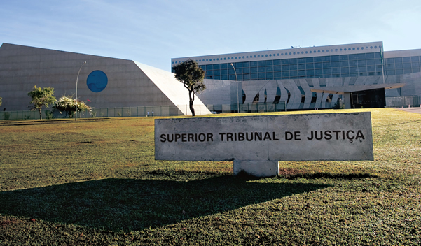 Aposentadoria especial pode ter laudo técnico dispensado quando instruída com perfil profissiográfico
