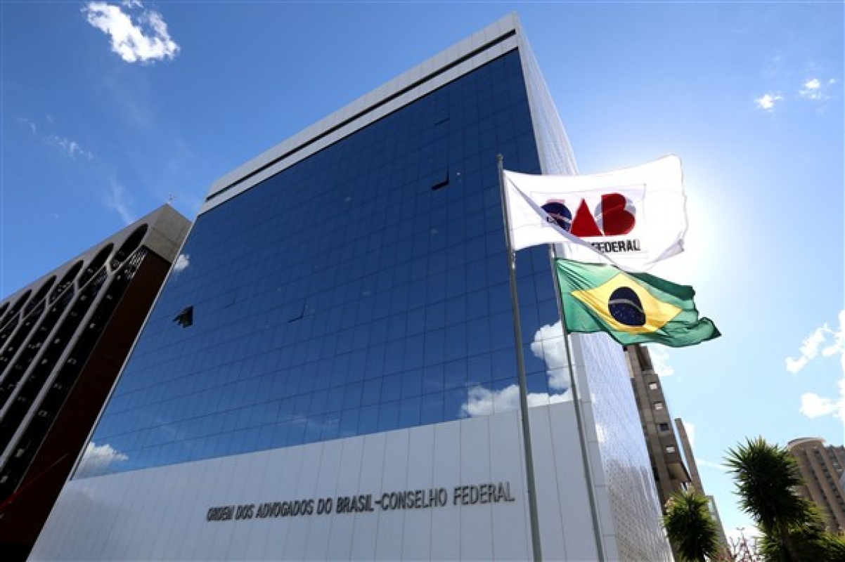 Nota da OAB em resposta à AMB