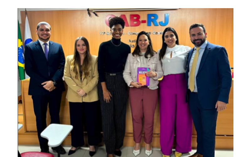 Palestra sobre violência contra a mulher